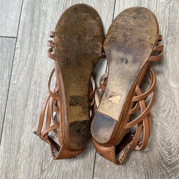 Victoria Secret Sandals 👡 - Picture 6 of 6